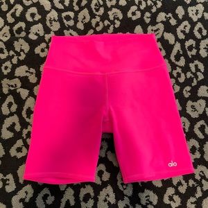 Alo bike shorts